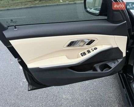 Чорний БМВ 3 Серія, об'ємом двигуна 2 л та пробігом 27 тис. км за 38999 $, фото 21 на Automoto.ua