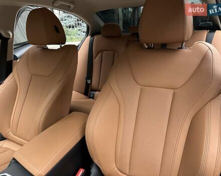 Черный БМВ 3 Серия, объемом двигателя 2 л и пробегом 7 тыс. км за 52500 $, фото 30 на Automoto.ua