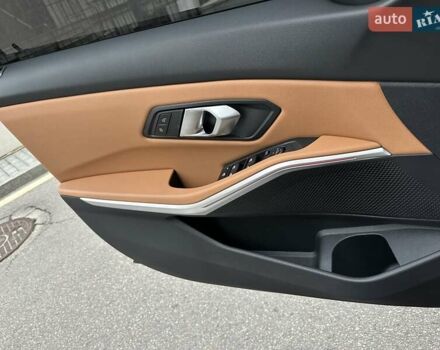 Черный БМВ 3 Серия, объемом двигателя 2 л и пробегом 7 тыс. км за 52500 $, фото 31 на Automoto.ua