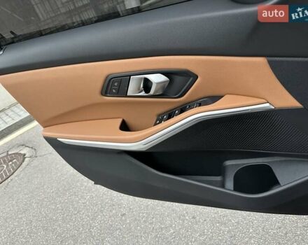 Черный БМВ 3 Серия, объемом двигателя 2 л и пробегом 7 тыс. км за 52500 $, фото 32 на Automoto.ua