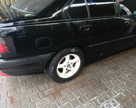 Черный БМВ 3 Серия, объемом двигателя 2.5 л и пробегом 400 тыс. км за 3906 $, фото 8 на Automoto.ua