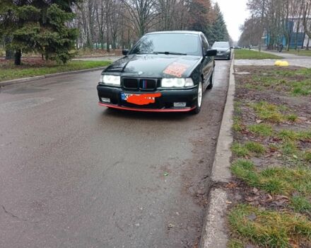 Черный БМВ 3 Серия, объемом двигателя 2.5 л и пробегом 400 тыс. км за 3906 $, фото 2 на Automoto.ua