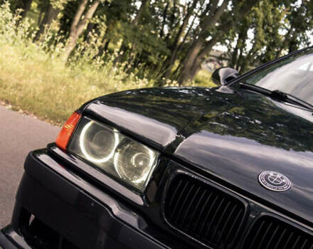 Чорний БМВ 3 Серія, об'ємом двигуна 2.8 л та пробігом 414 тис. км за 4750 $, фото 5 на Automoto.ua