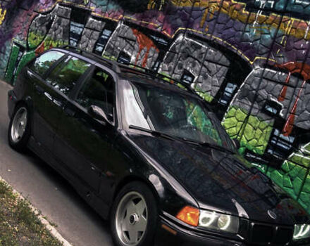 Чорний БМВ 3 Серія, об'ємом двигуна 2.8 л та пробігом 414 тис. км за 4750 $, фото 7 на Automoto.ua