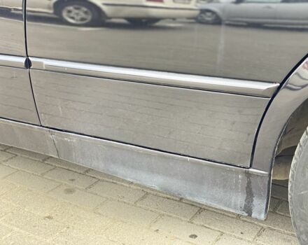 Чорний БМВ 3 Серія, об'ємом двигуна 2 л та пробігом 370 тис. км за 2500 $, фото 5 на Automoto.ua