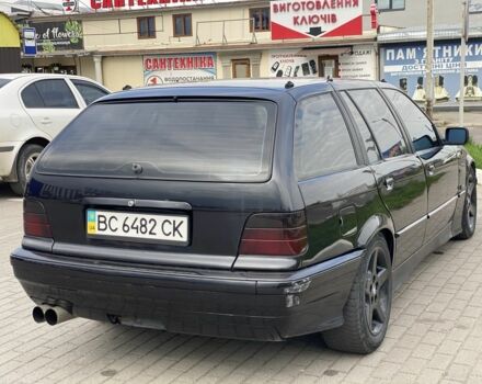 Чорний БМВ 3 Серія, об'ємом двигуна 2 л та пробігом 370 тис. км за 2500 $, фото 15 на Automoto.ua