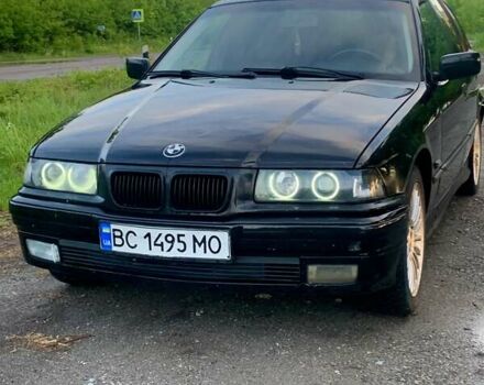 Чорний БМВ 3 Серія, об'ємом двигуна 1.8 л та пробігом 306 тис. км за 3450 $, фото 3 на Automoto.ua