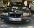 Черный БМВ 3 Серия, объемом двигателя 1.6 л и пробегом 300 тыс. км за 1600 $, фото 1 на Automoto.ua