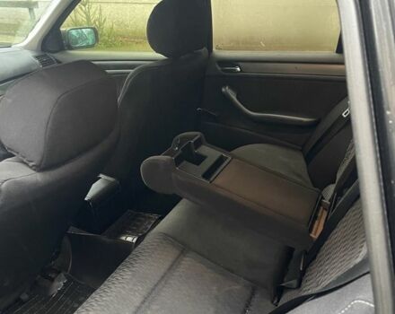 Черный БМВ 3 Серия, объемом двигателя 1.9 л и пробегом 317 тыс. км за 4300 $, фото 5 на Automoto.ua