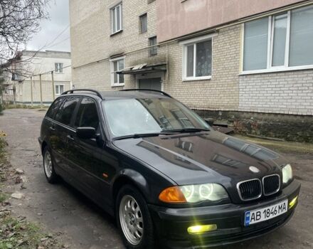 Черный БМВ 3 Серия, объемом двигателя 1.9 л и пробегом 317 тыс. км за 4300 $, фото 1 на Automoto.ua