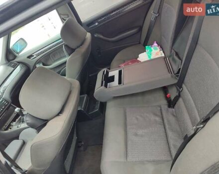 Черный БМВ 3 Серия, объемом двигателя 2.2 л и пробегом 312 тыс. км за 4500 $, фото 7 на Automoto.ua