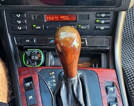 Черный БМВ 3 Серия, объемом двигателя 2 л и пробегом 304 тыс. км за 4900 $, фото 2 на Automoto.ua