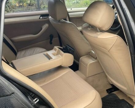 Черный БМВ 3 Серия, объемом двигателя 2 л и пробегом 290 тыс. км за 1639 $, фото 7 на Automoto.ua