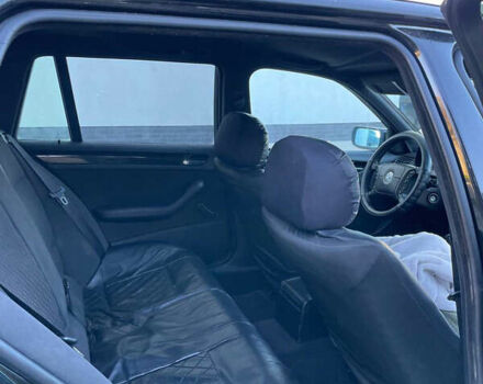 Чорний БМВ 3 Серія, об'ємом двигуна 2 л та пробігом 340 тис. км за 3500 $, фото 4 на Automoto.ua