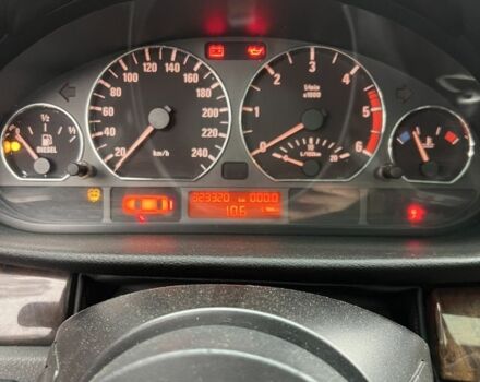 Черный БМВ 3 Серия, объемом двигателя 2.9 л и пробегом 323 тыс. км за 4800 $, фото 10 на Automoto.ua