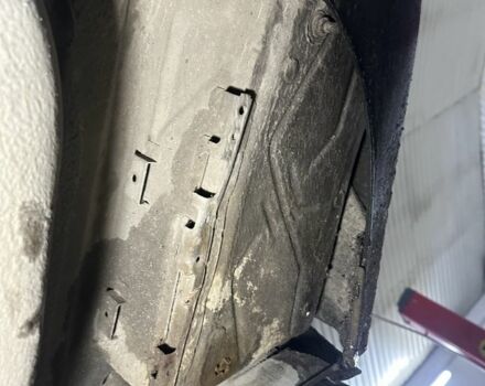 Чорний БМВ 3 Серія, об'ємом двигуна 2 л та пробігом 350 тис. км за 2800 $, фото 12 на Automoto.ua