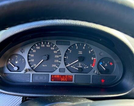 Черный БМВ 3 Серия, объемом двигателя 1.8 л и пробегом 316 тыс. км за 4700 $, фото 7 на Automoto.ua