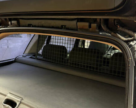 Черный БМВ 3 Серия, объемом двигателя 2 л и пробегом 500 тыс. км за 5100 $, фото 6 на Automoto.ua