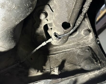 Чорний БМВ 3 Серія, об'ємом двигуна 2 л та пробігом 350 тис. км за 2800 $, фото 11 на Automoto.ua