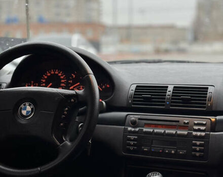 Черный БМВ 3 Серия, объемом двигателя 2.2 л и пробегом 240 тыс. км за 5200 $, фото 9 на Automoto.ua