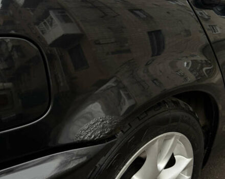 Черный БМВ 3 Серия, объемом двигателя 1.8 л и пробегом 268 тыс. км за 5000 $, фото 37 на Automoto.ua