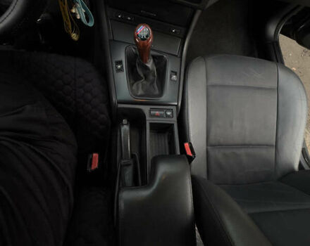 Черный БМВ 3 Серия, объемом двигателя 1.8 л и пробегом 268 тыс. км за 5000 $, фото 20 на Automoto.ua