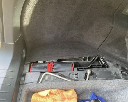 Чорний БМВ 3 Серія, об'ємом двигуна 1.8 л та пробігом 224 тис. км за 3850 $, фото 12 на Automoto.ua