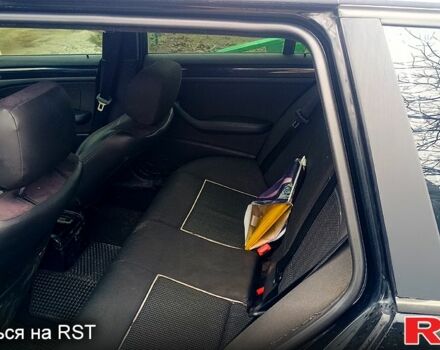 Черный БМВ 3 Серия, объемом двигателя 2 л и пробегом 460 тыс. км за 5000 $, фото 4 на Automoto.ua