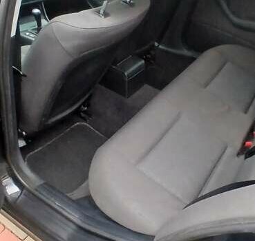 Чорний БМВ 3 Серія, об'ємом двигуна 1.8 л та пробігом 211 тис. км за 5500 $, фото 6 на Automoto.ua