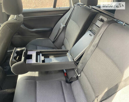 Черный БМВ 3 Серия, объемом двигателя 1.8 л и пробегом 230 тыс. км за 3799 $, фото 10 на Automoto.ua