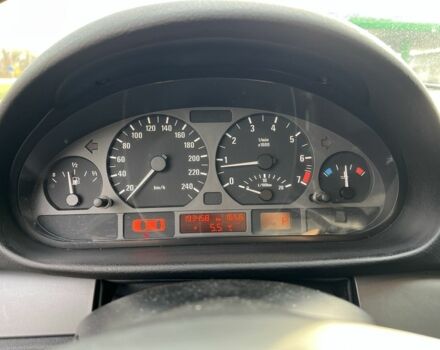 Черный БМВ 3 Серия, объемом двигателя 2 л и пробегом 193 тыс. км за 4700 $, фото 9 на Automoto.ua