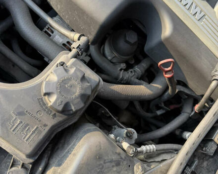 Чорний БМВ 3 Серія, об'ємом двигуна 2.99 л та пробігом 453 тис. км за 10499 $, фото 10 на Automoto.ua