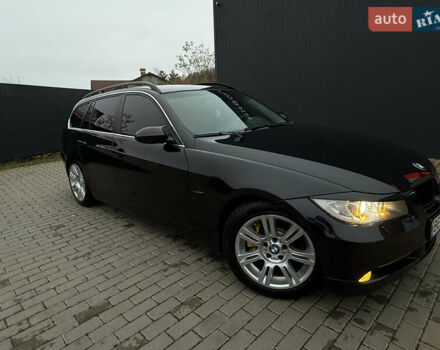 Чорний БМВ 3 Серія, об'ємом двигуна 2.99 л та пробігом 453 тис. км за 10499 $, фото 1 на Automoto.ua