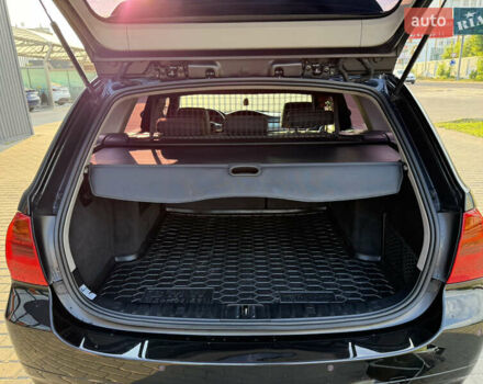 Чорний БМВ 3 Серія, об'ємом двигуна 2.99 л та пробігом 453 тис. км за 10499 $, фото 14 на Automoto.ua
