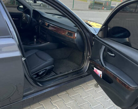 Чорний БМВ 3 Серія, об'ємом двигуна 2 л та пробігом 361 тис. км за 6400 $, фото 11 на Automoto.ua