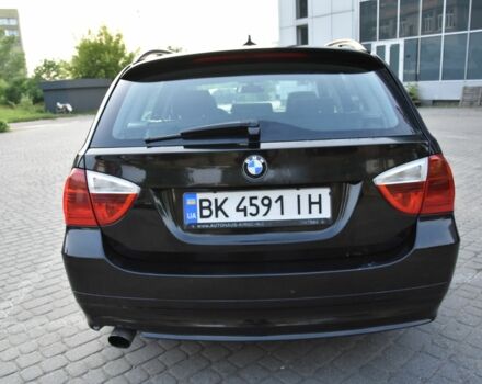 Черный БМВ 3 Серия, объемом двигателя 2 л и пробегом 290 тыс. км за 6000 $, фото 4 на Automoto.ua