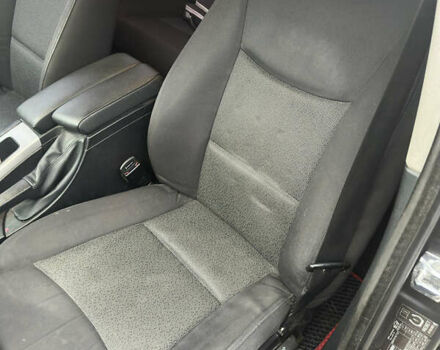 Черный БМВ 3 Серия, объемом двигателя 2 л и пробегом 250 тыс. км за 8400 $, фото 7 на Automoto.ua