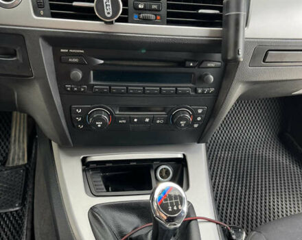 Чорний БМВ 3 Серія, об'ємом двигуна 2 л та пробігом 363 тис. км за 8800 $, фото 9 на Automoto.ua