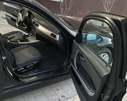 Чорний БМВ 3 Серія, об'ємом двигуна 2 л та пробігом 227 тис. км за 5200 $, фото 22 на Automoto.ua