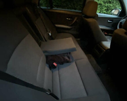 Черный БМВ 3 Серия, объемом двигателя 2 л и пробегом 246 тыс. км за 5700 $, фото 4 на Automoto.ua