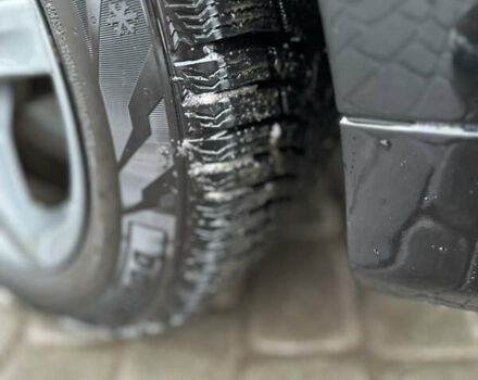 Чорний БМВ 3 Серія, об'ємом двигуна 2 л та пробігом 238 тис. км за 7300 $, фото 7 на Automoto.ua