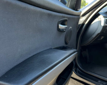 Черный БМВ 3 Серия, объемом двигателя 2 л и пробегом 366 тыс. км за 8000 $, фото 23 на Automoto.ua