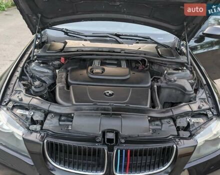 Черный БМВ 3 Серия, объемом двигателя 2 л и пробегом 224 тыс. км за 6500 $, фото 15 на Automoto.ua