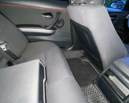 Черный БМВ 3 Серия, объемом двигателя 2 л и пробегом 246 тыс. км за 5700 $, фото 7 на Automoto.ua