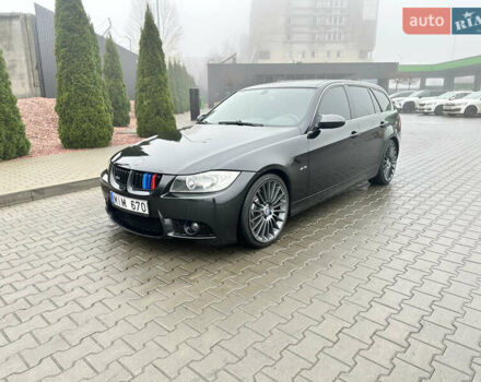 Чорний БМВ 3 Серія, об'ємом двигуна 3 л та пробігом 300 тис. км за 7500 $, фото 8 на Automoto.ua