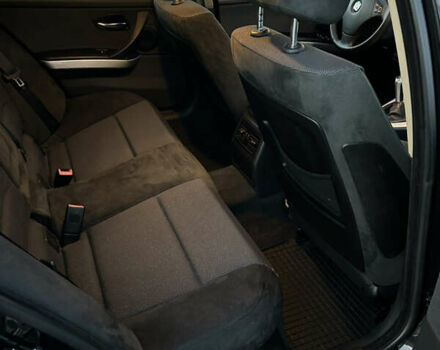 Чорний БМВ 3 Серія, об'ємом двигуна 2 л та пробігом 308 тис. км за 7500 $, фото 13 на Automoto.ua