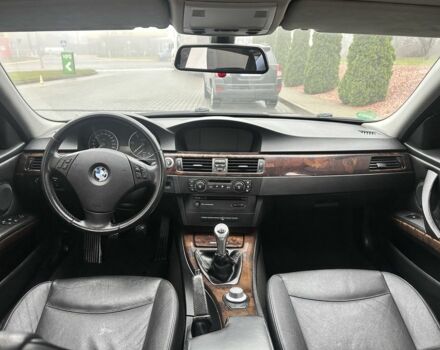 Черный БМВ 3 Серия, объемом двигателя 3 л и пробегом 300 тыс. км за 7500 $, фото 20 на Automoto.ua