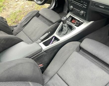 Чорний БМВ 3 Серія, об'ємом двигуна 2 л та пробігом 40 тис. км за 6500 $, фото 7 на Automoto.ua