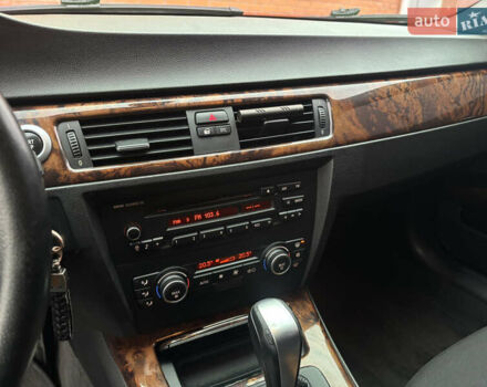 Чорний БМВ 3 Серія, об'ємом двигуна 3 л та пробігом 267 тис. км за 8500 $, фото 10 на Automoto.ua