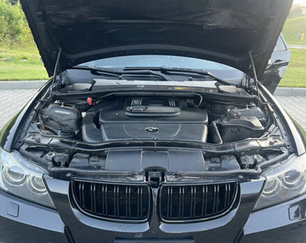 Чорний БМВ 3 Серія, об'ємом двигуна 2 л та пробігом 276 тис. км за 10000 $, фото 23 на Automoto.ua